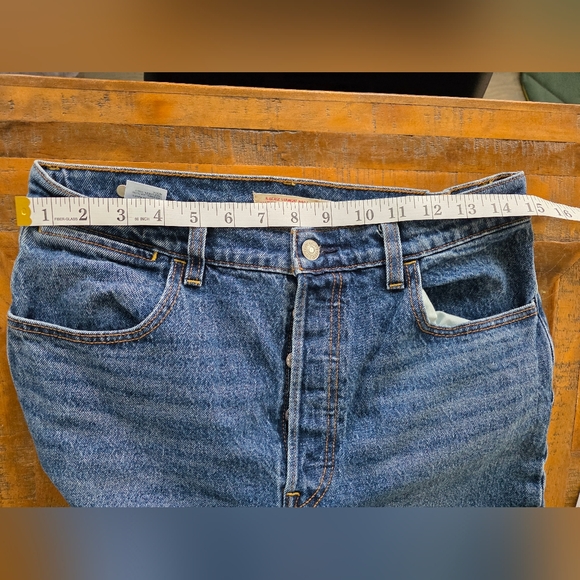 Levis Tailored Jeans - Picture 10 of 10